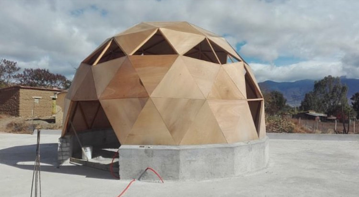 TALLER: Construcción de domo para invernadero, por Mangle Arquitectos.